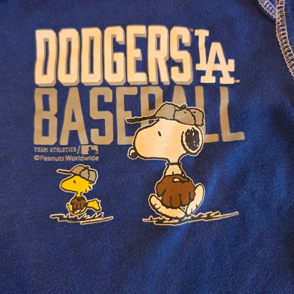 MLB Los Angeles Dodgers Snoopy Peanuts Baby Bodysuit Blue 12M Team Athletics